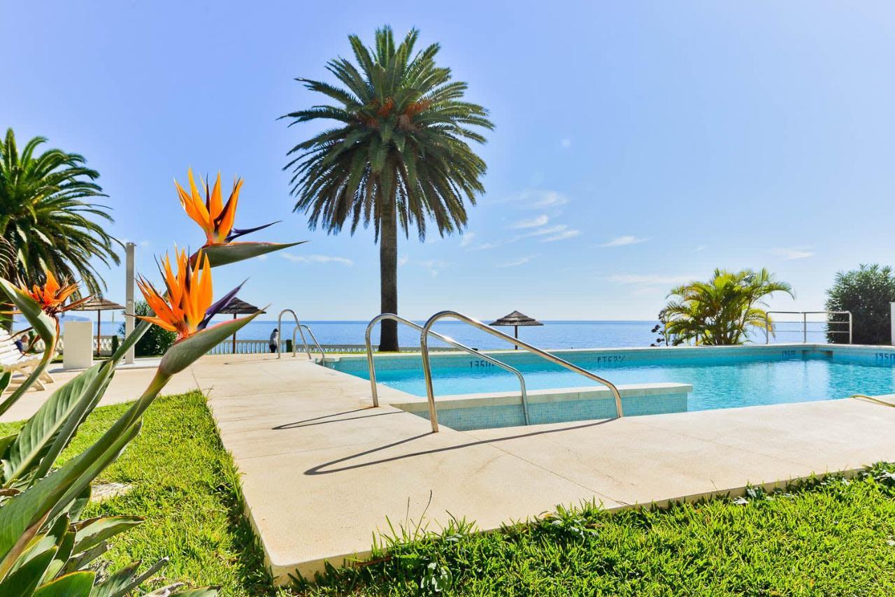 Acapulco Playa Apartment Nerja Ngoại thất bức ảnh